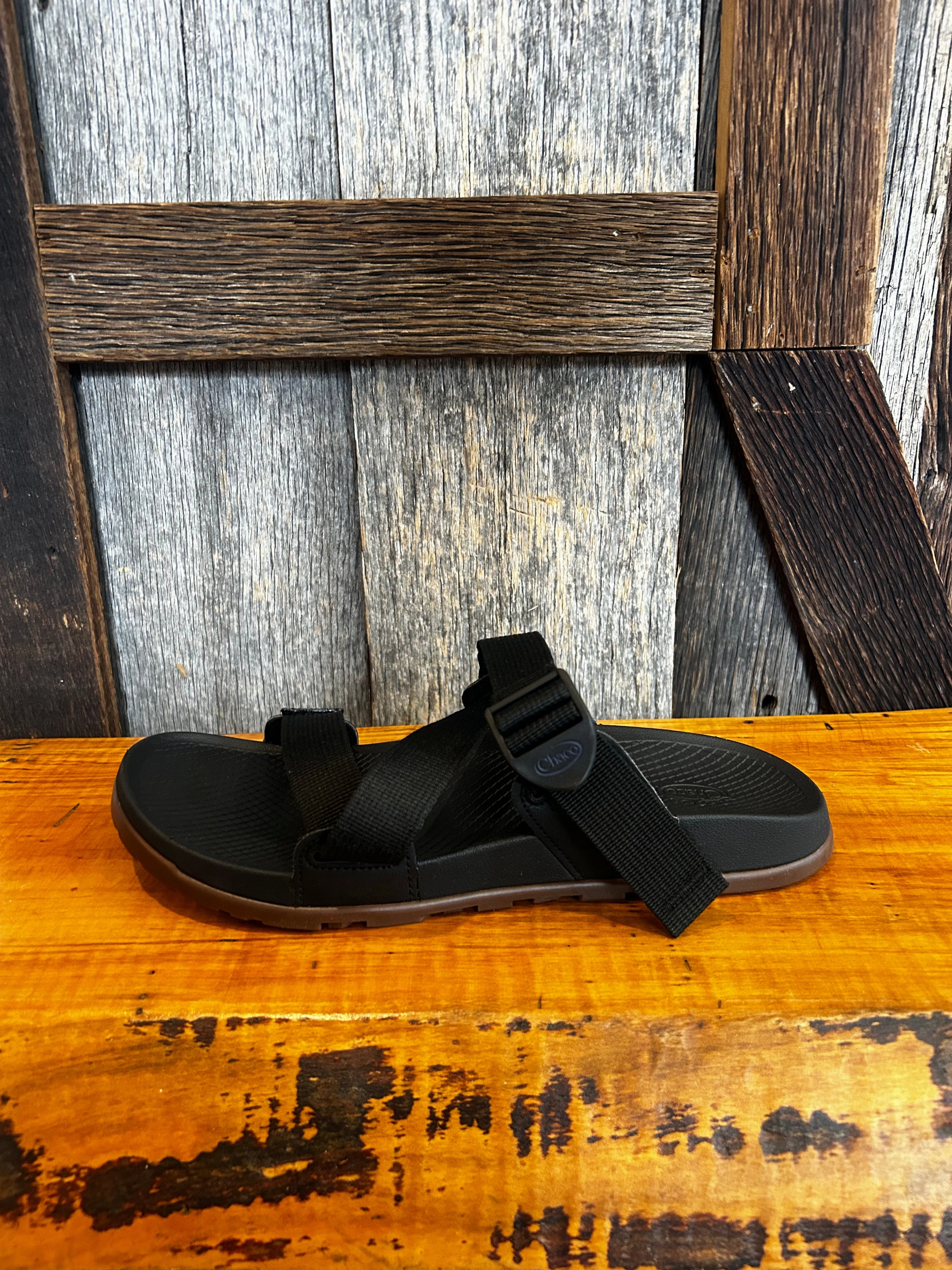 M Chaco Lowdown Slide Leopard Print Uggs Slippers