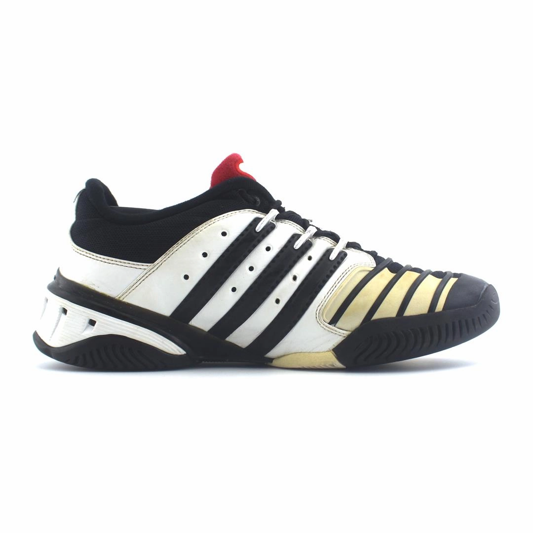 Basketball Shoes Popular ADIDAS BARRICDE