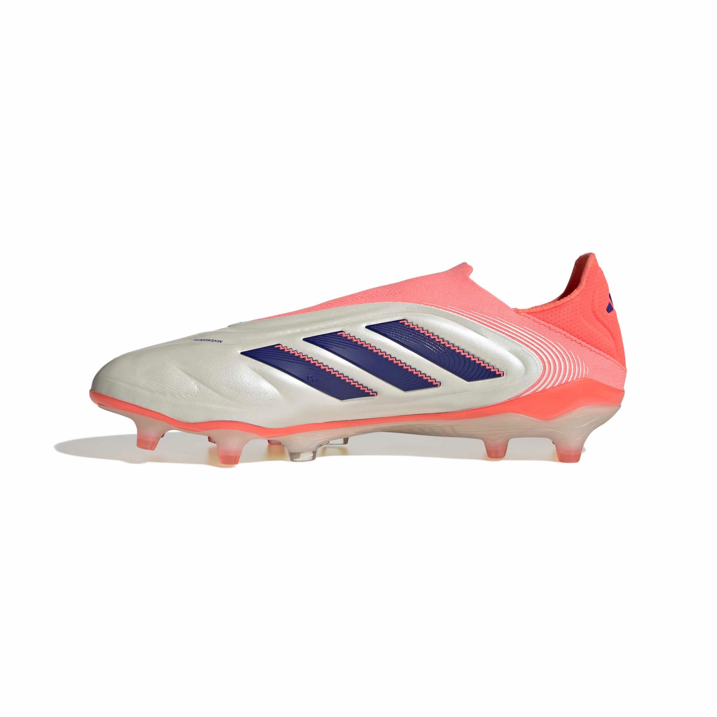 Knitted Soccer Cleats adidas Copa Pure 3 Elite Laceless FG