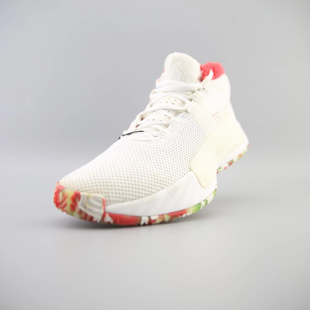 Top 10 Worst Basketball Shoes ADIDAS  DAME 5