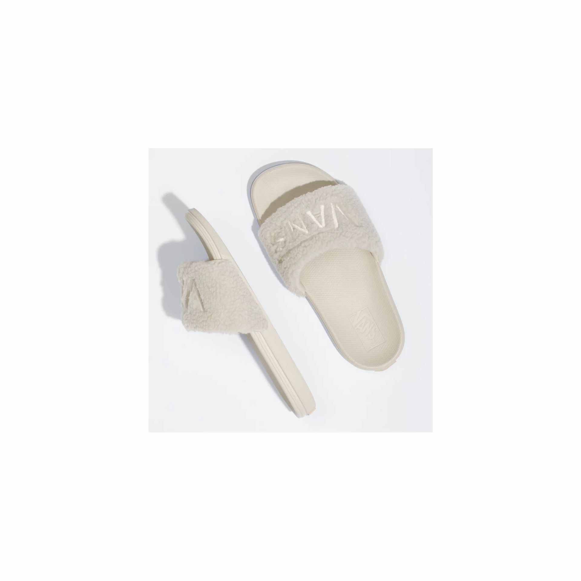 Adjustable Slippers Vans Women's Sherpa La Costa Slide-on Slides - Oatmeal Beige