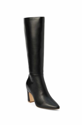 Jeans With Chelsea Boots Willow Knee-High Boots In Black
