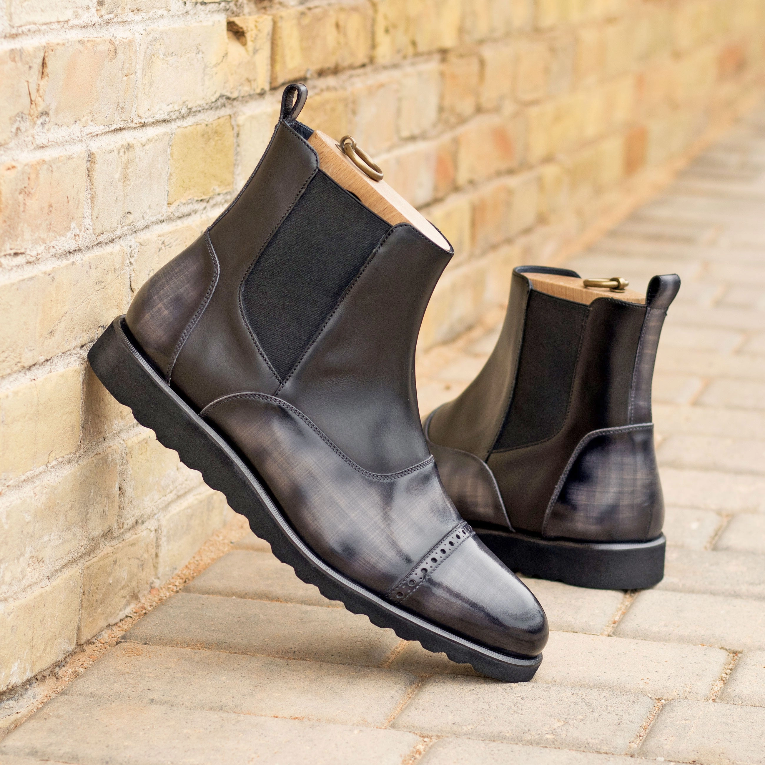 2976 Pop Nappa Leather Chelsea Boots Black Calf & Grey Patina Chelsea Chunky Boots