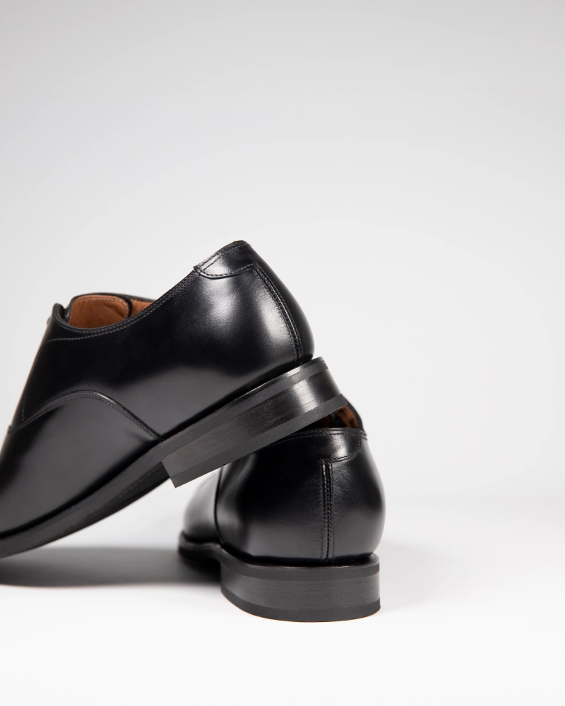 Black Oxford Dress Shoe with Rubber Soles Randolooh Hotel Oxfords
