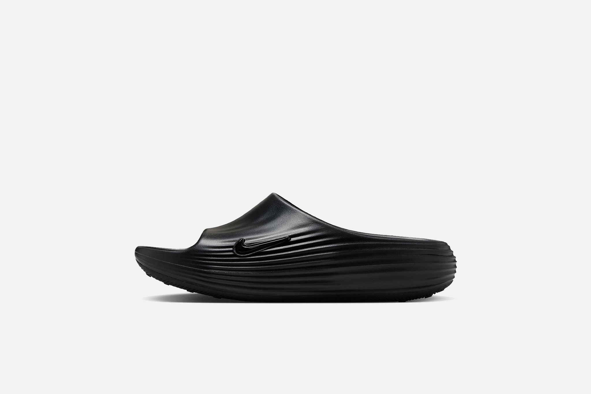 Nike "ReactX Rejuven8 Slide" M - Black Slippers Babouche