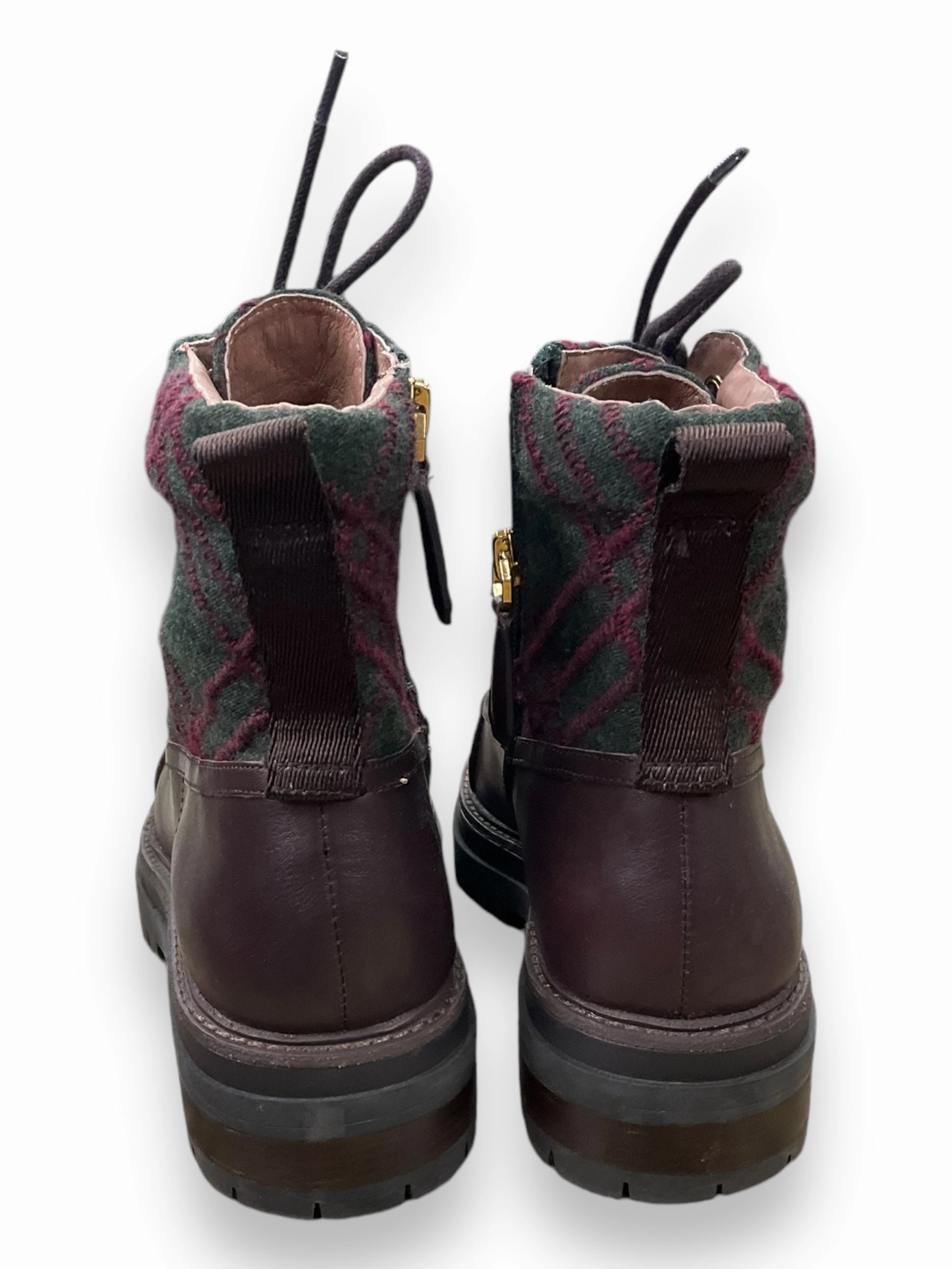 Vasque Lightweight Hiking Boots Boots Hiking By Louise Et Cie In Plaid Pattern, Size: 8