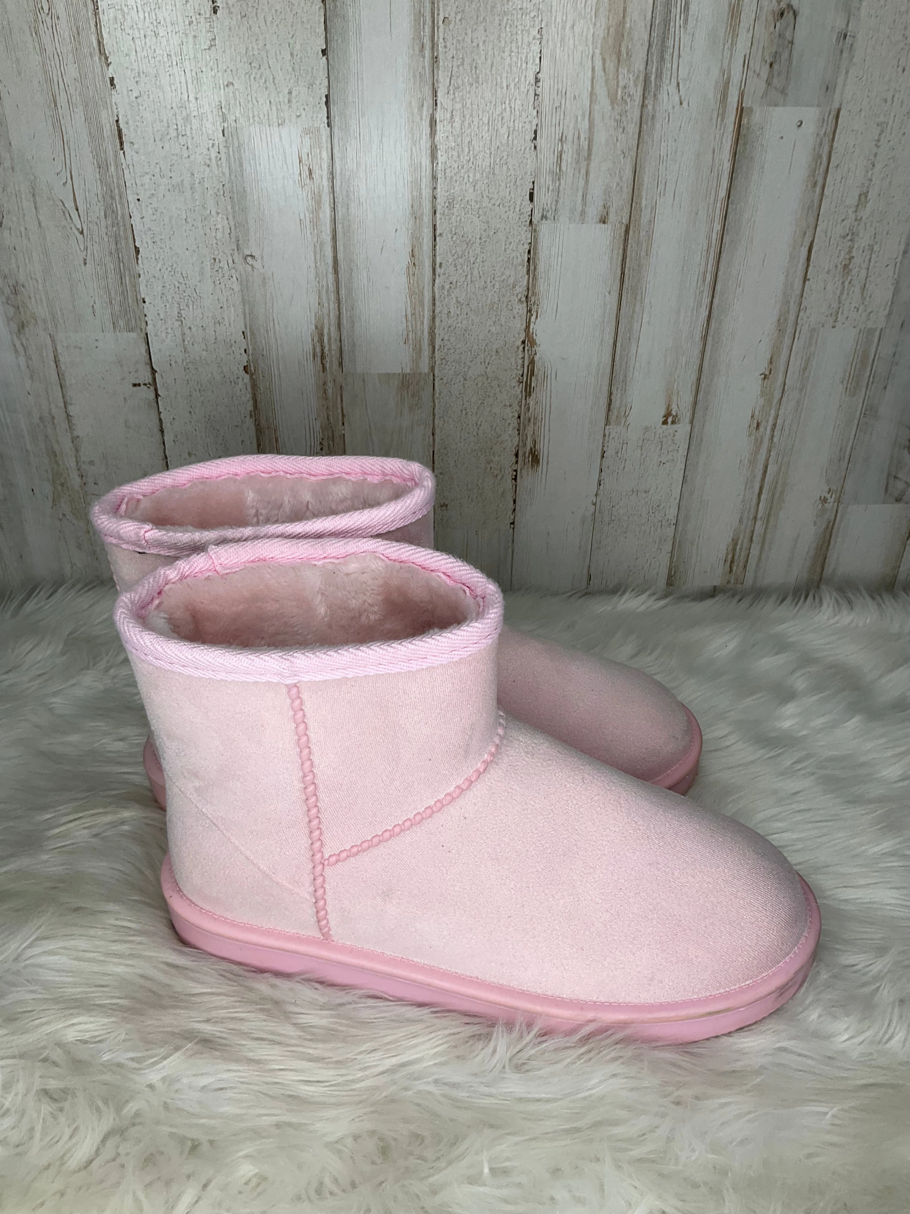 Bear Trap Snow Boots Boots Snow By Clothes Mentor In Pink, Size: 9