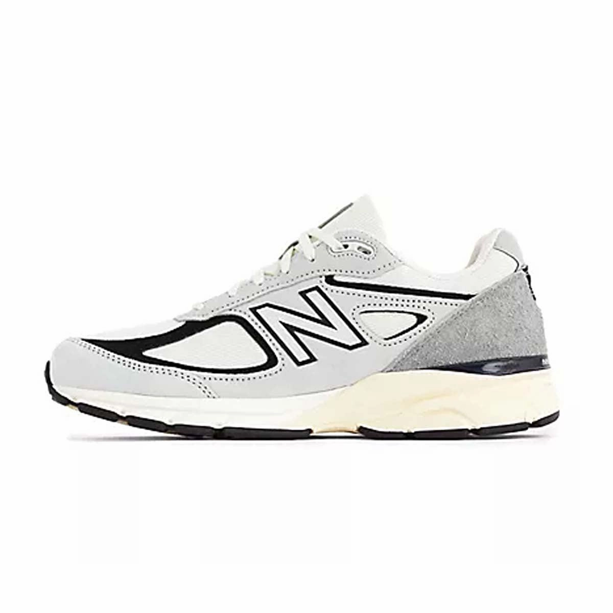 in USA 990v4 'Grey Black' New Balance Trail