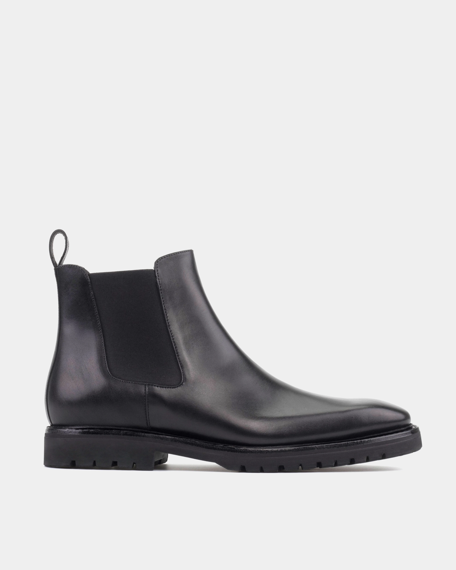 Outlet - Black Calf Chelsea Commando Best All Weather Chelsea Boots