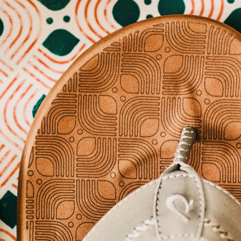 Hiapo - Odyssey Grey / Sahara Tiger Lily Flip Flops