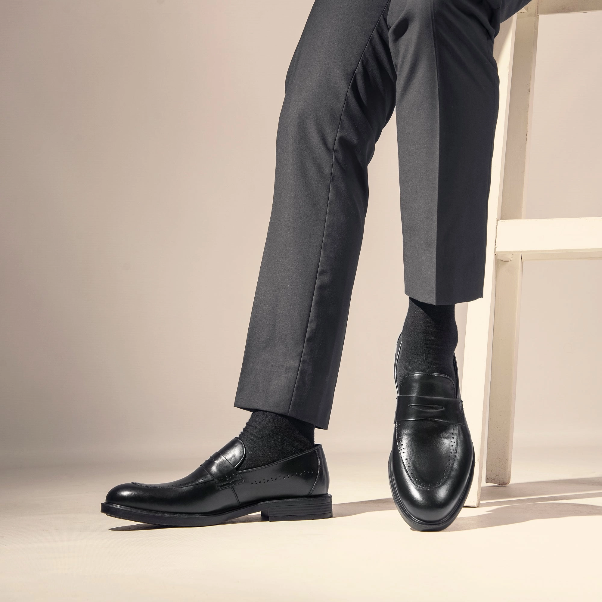 Climbing Shoes Lace Up College Loafer Shoes - Black