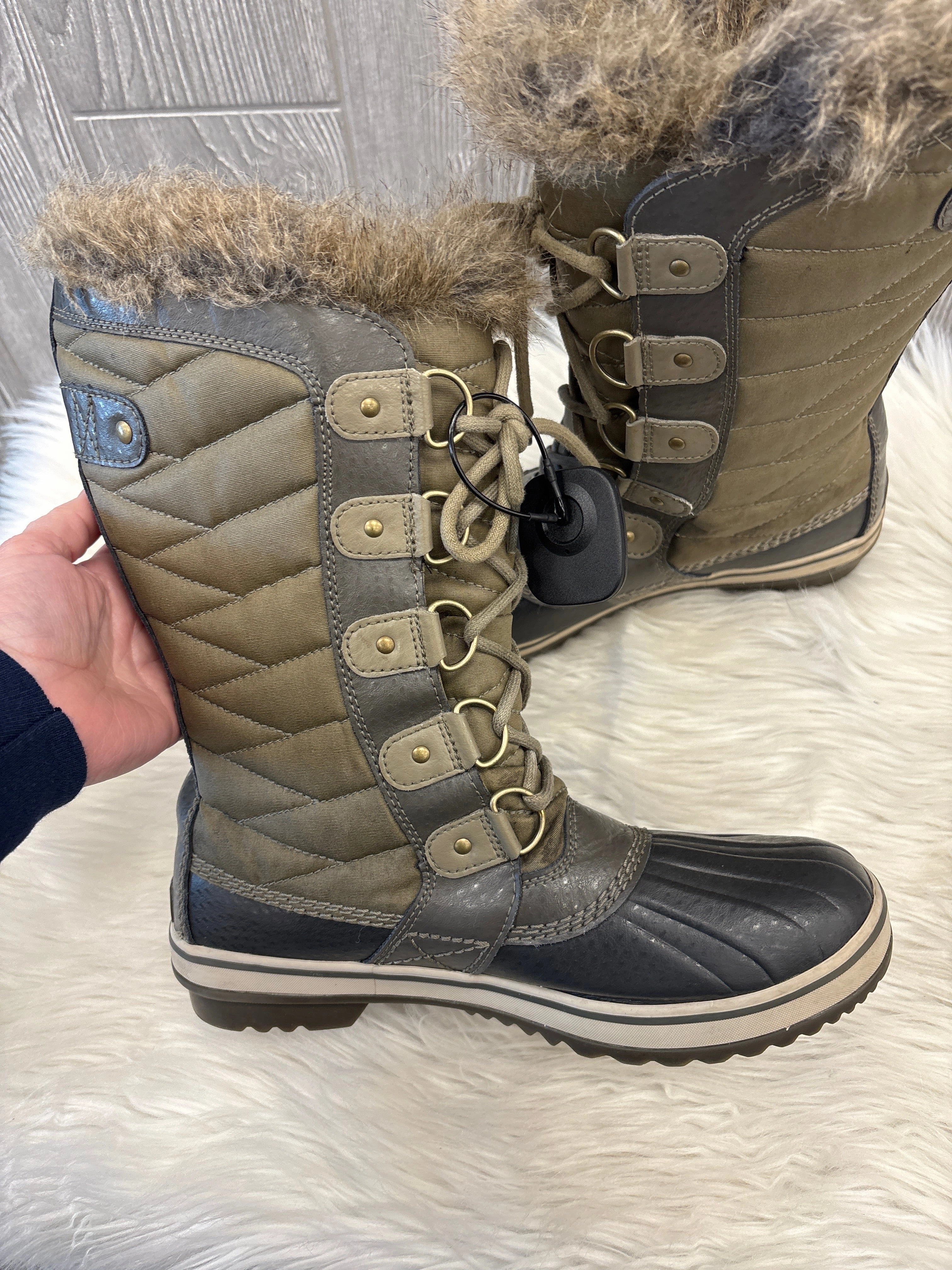 Ugg Snow Boots Canada Boots Snow By Sorel In Green & Grey, Size: 8.5