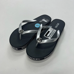 Funky Flip Flops Silver Sandals Flip Flops Michael Kors, Size 6