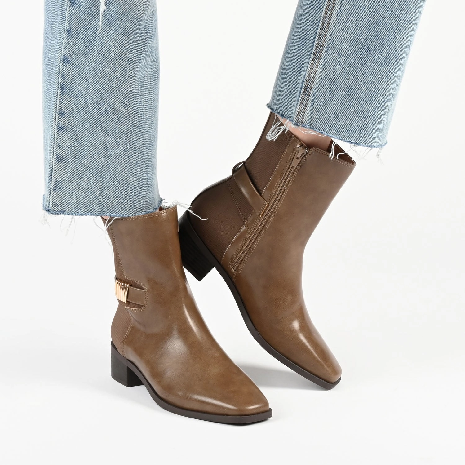 AUBRIE SQUARE TOE BOOTIES IN VEGAN LEATHER Vintage Leather Platform Chelsea Boots