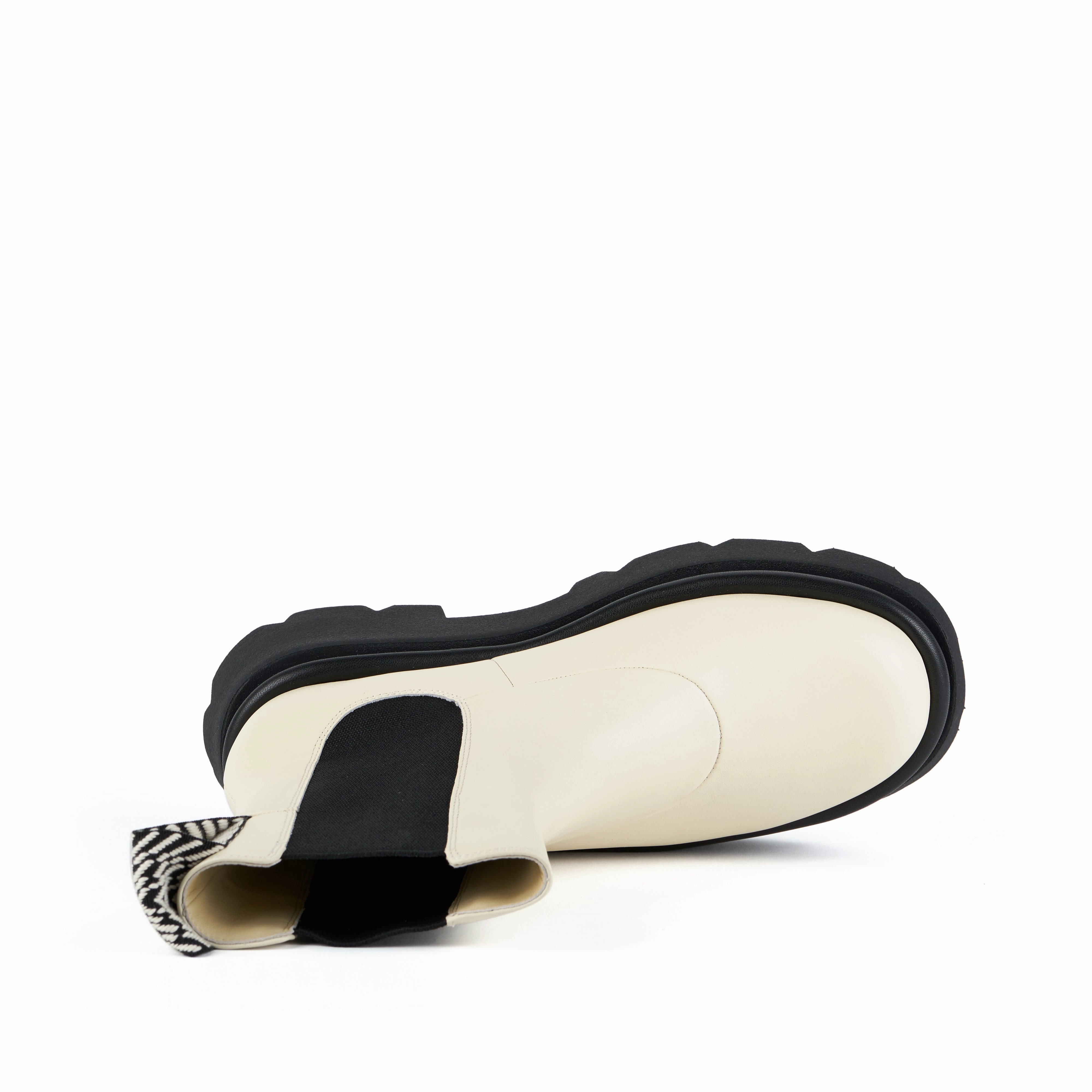 CRUNCH CHELSEA BOOT IVORY Mens Jeans With Chelsea Boots