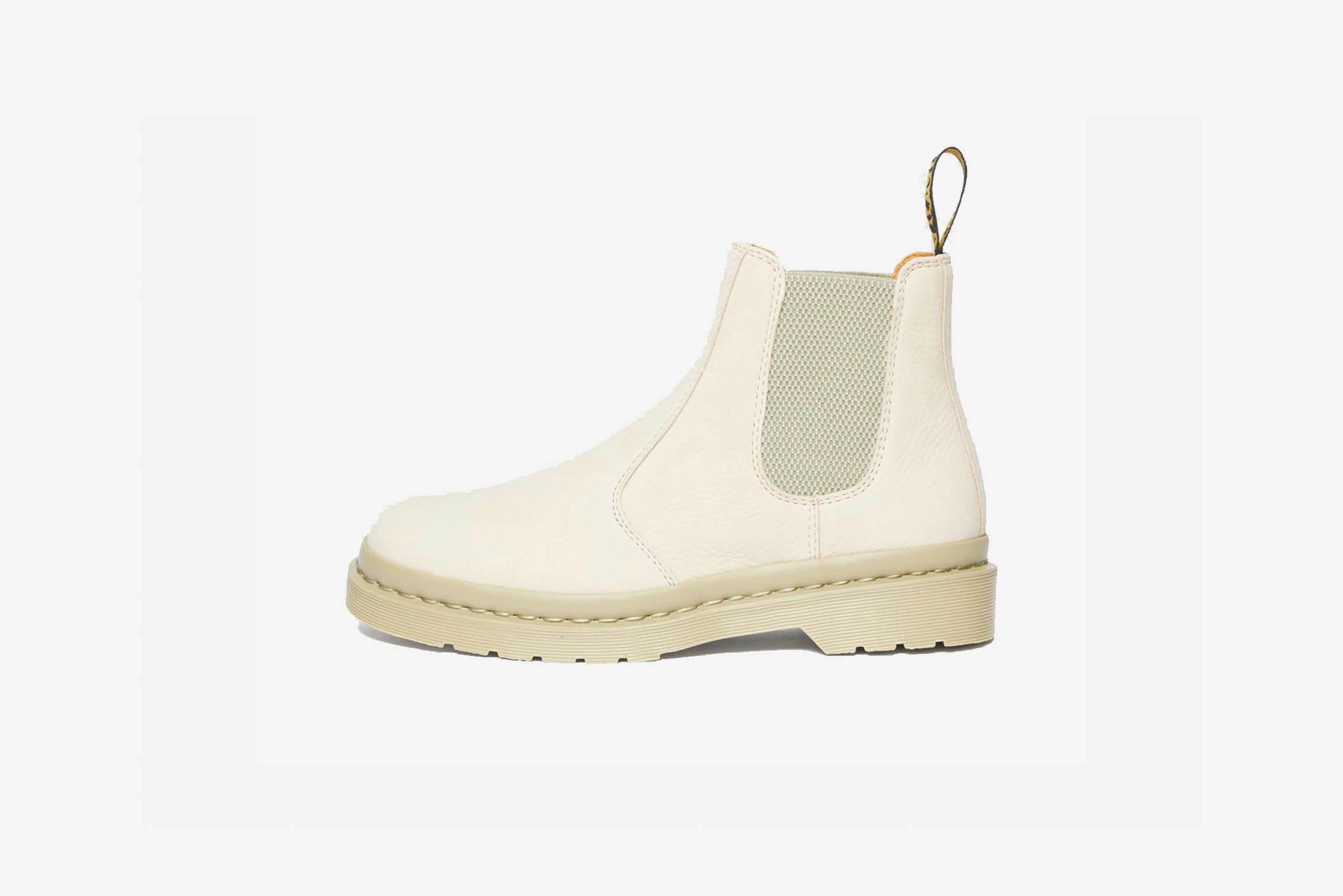 Waterproof Lug Sole Chelsea Boots Dr. Martens "2976 Mono Milled Nubuck Leather Chelsea Boot" M - Parchment Beige / Milled Nubuck