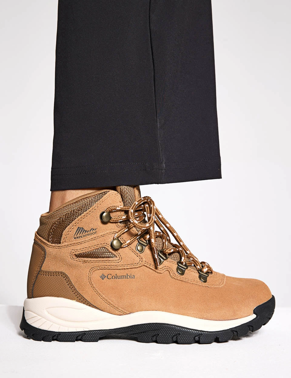 Newton Ridge Plus Waterproof Amped Hiking Boot - Elk/Dark Stone