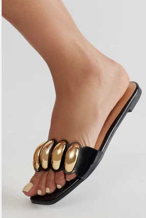 Strappy Lowdown Leather Sandals Flat Sandal with Gold Accents