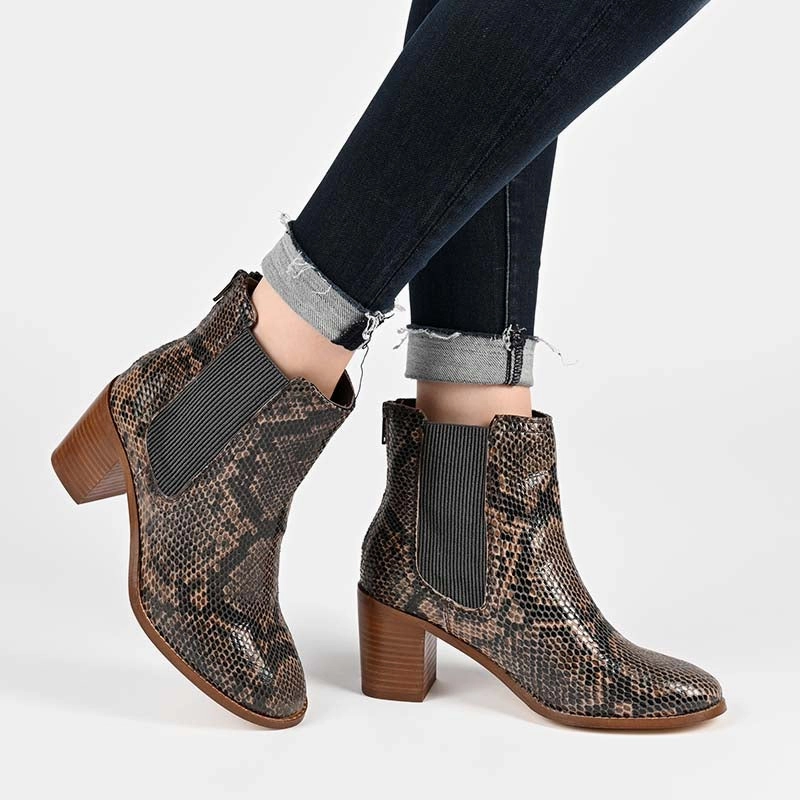 M&s Suede Chelsea Boots TAZLYN - FINAL SALE (NO EXCHANGES)