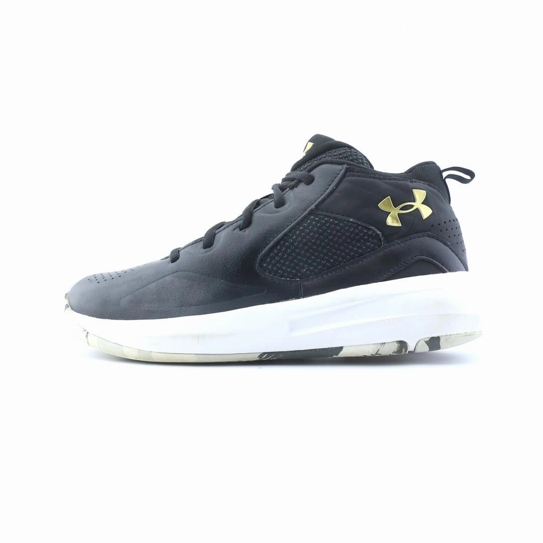 UNDER ARMOUR LOCKDOWN 5 Basketball Shoes Compare