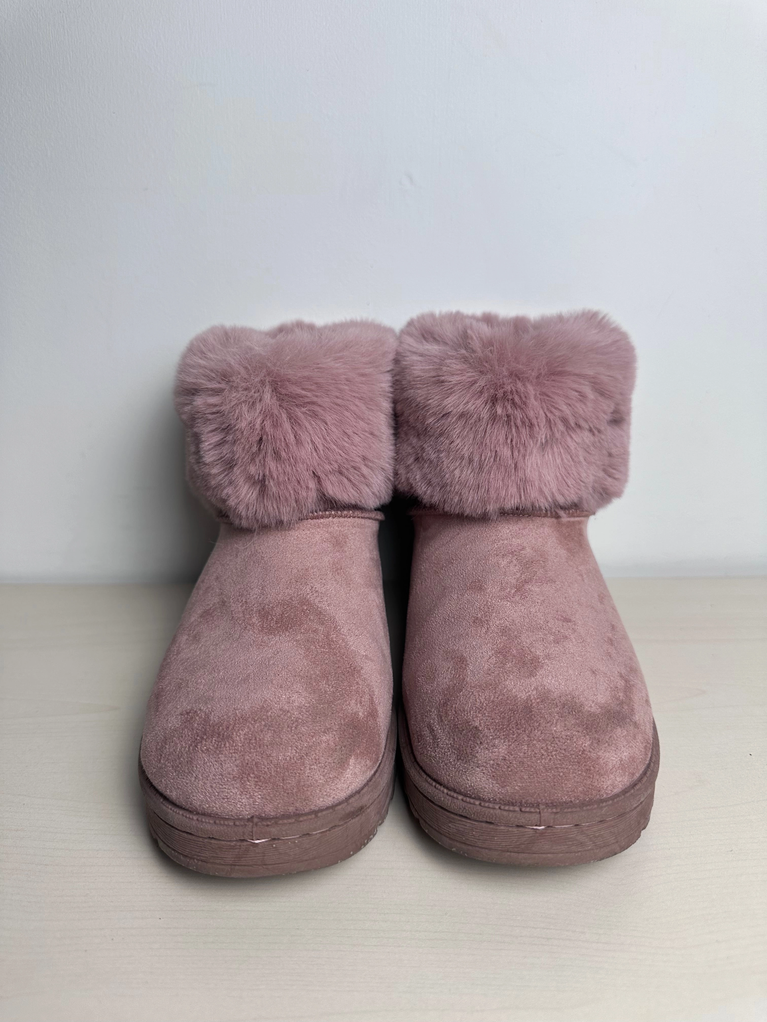Jeep Snow Boots Boots Snow By SO Coatimundi In Pink, Size: 7.5