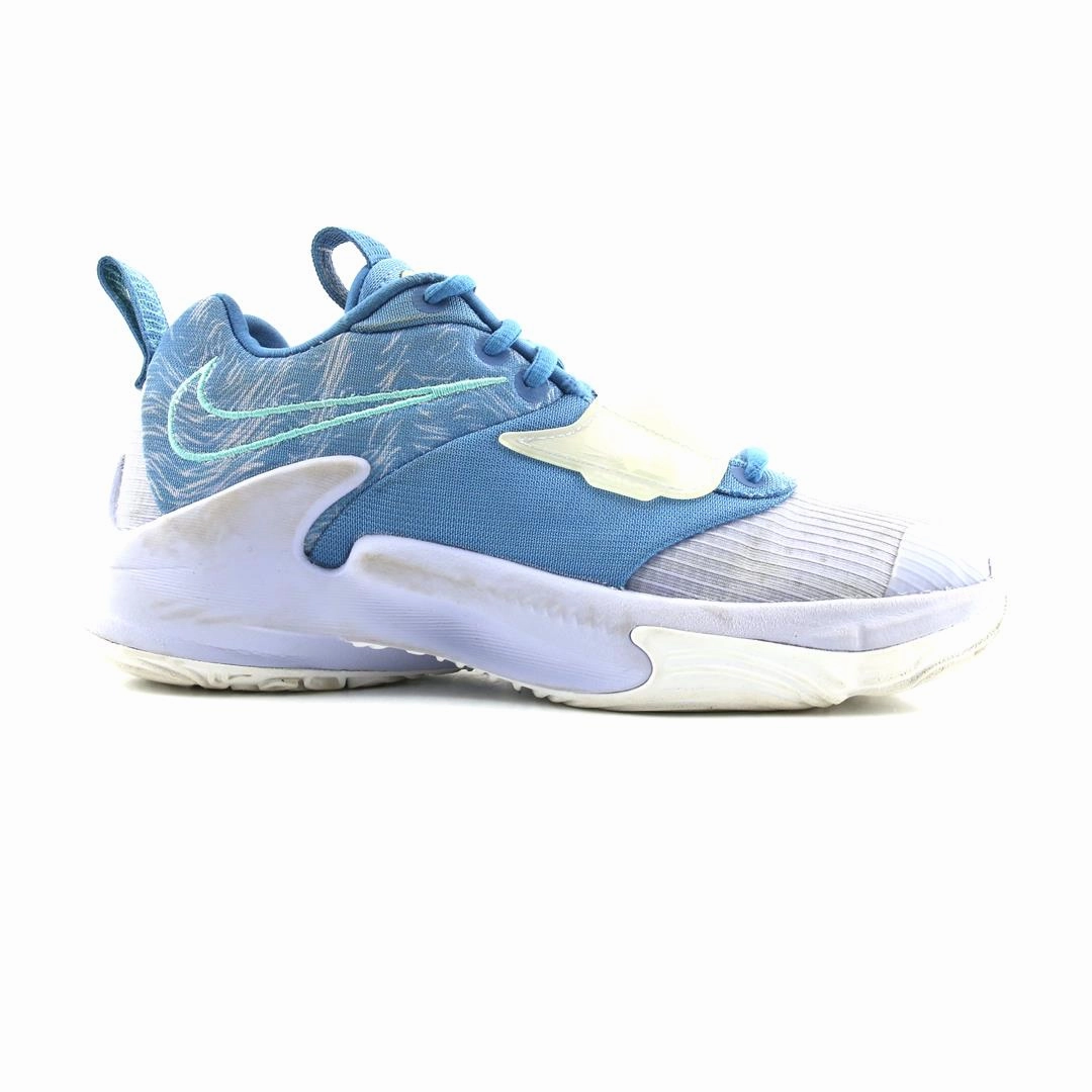 NIKE ZOOM FREAK 3 Basketball Shoes With Great Ankle Support