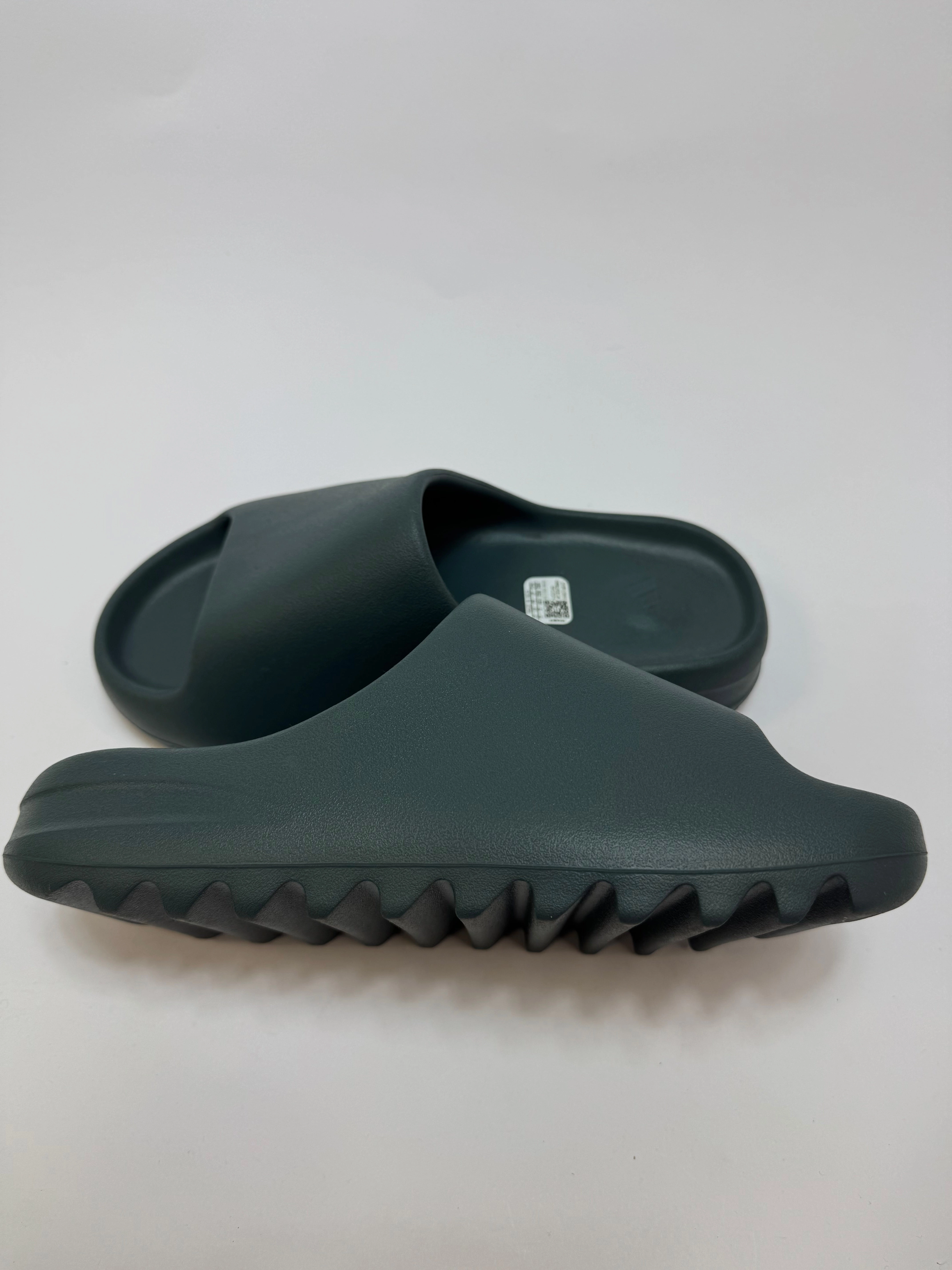Adidas Yeezy Slide "Slate Marine" Ruby Slippers Hydrangea