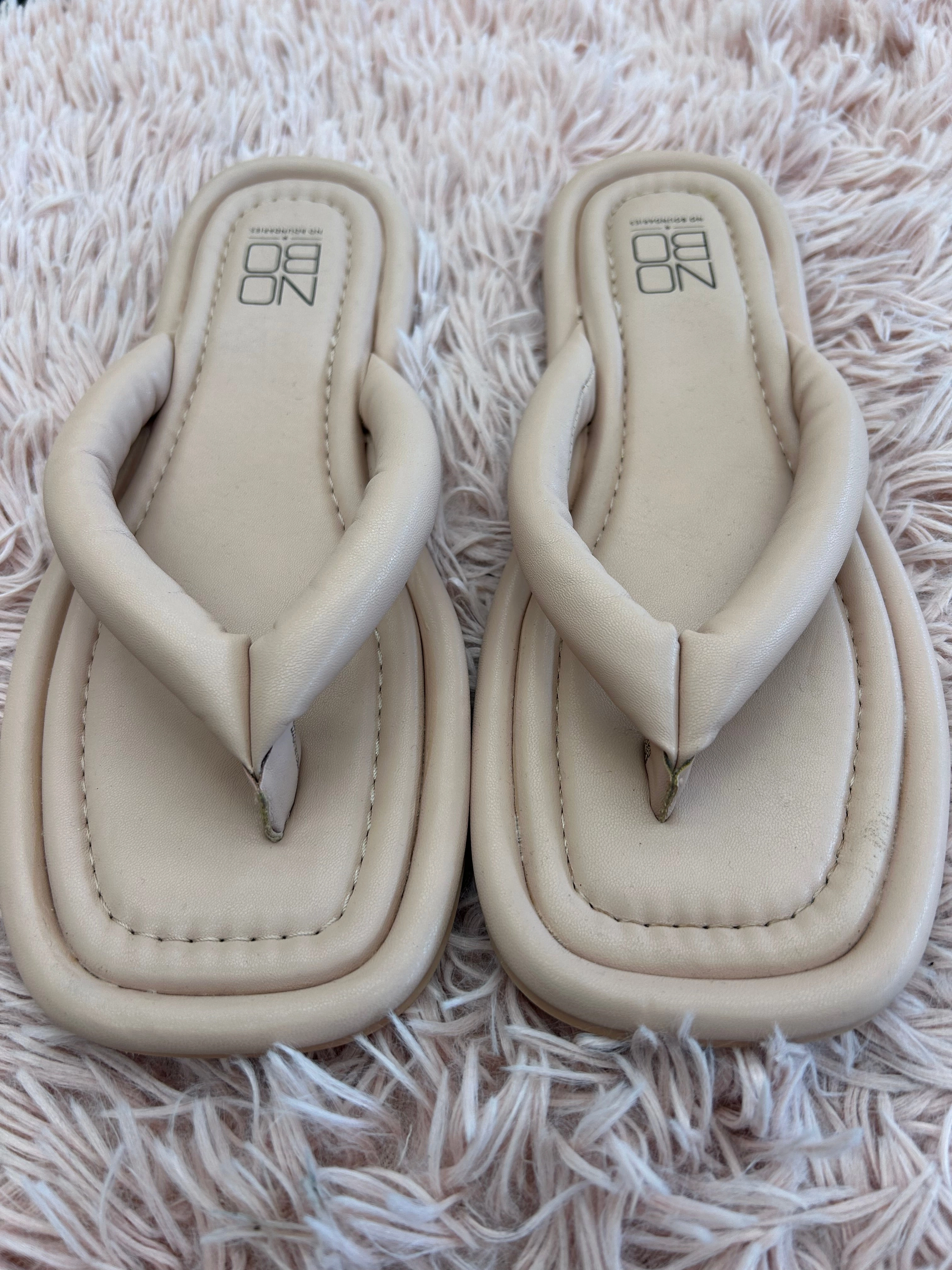 Cloud Flip Flops Sandals Flip Flops By No Boundaries In Pink, Size: 8