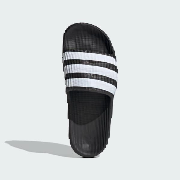 Version Slippers Adidas Men's Adilette 22 Slides - Core Black / Cloud White