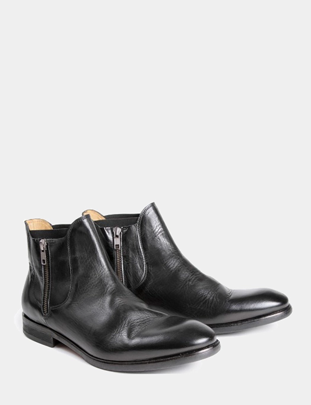 Hudson Mitchell Chelsea Boot (Leather) - Black Chelsea Boots With Stud Detail