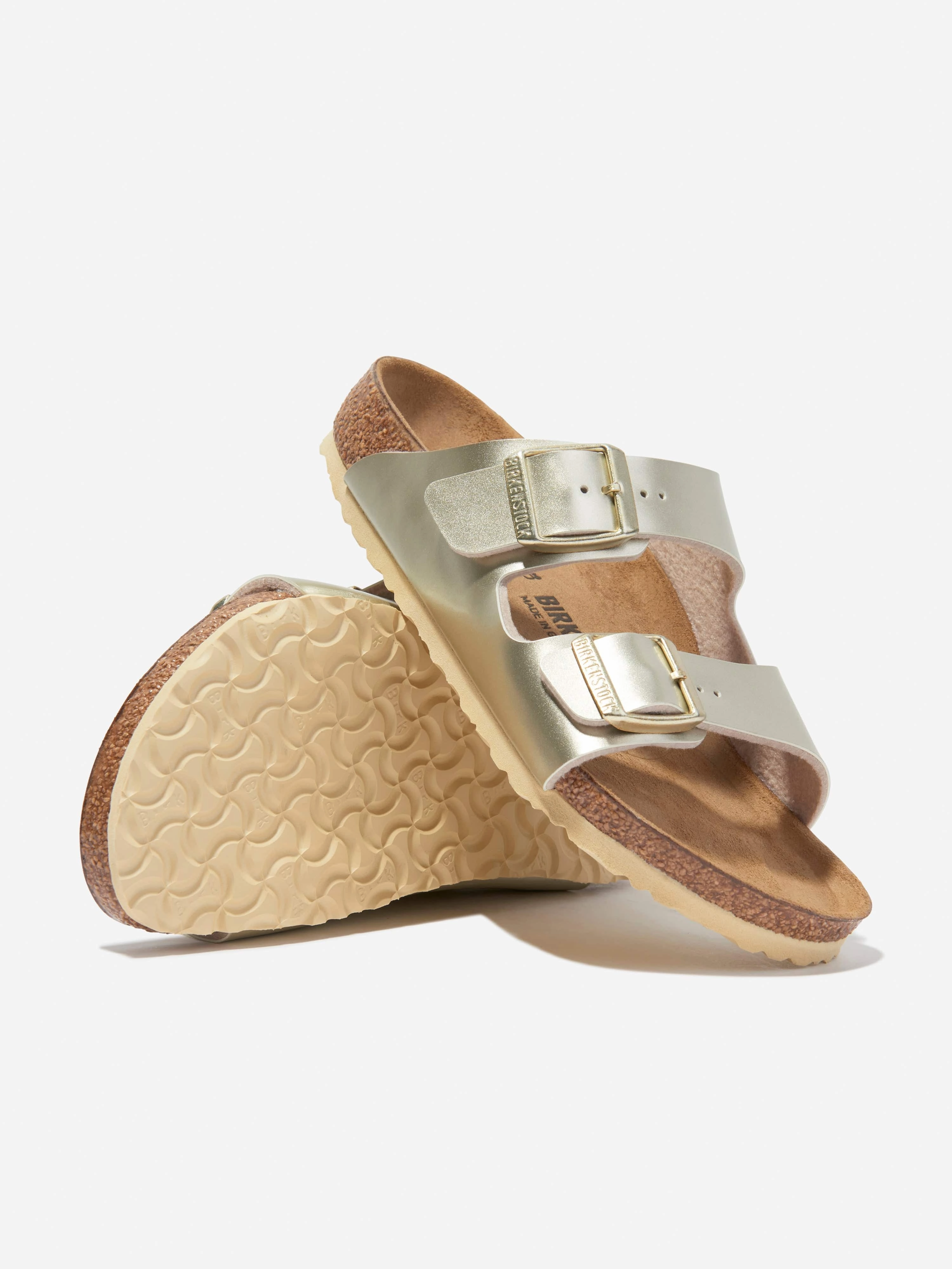 BIRKENSTOCK Girls Arizona Classic Metallic Sandals in Gold Fisherman Sandals