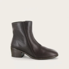 Goodie Blazer And Chelsea Boots