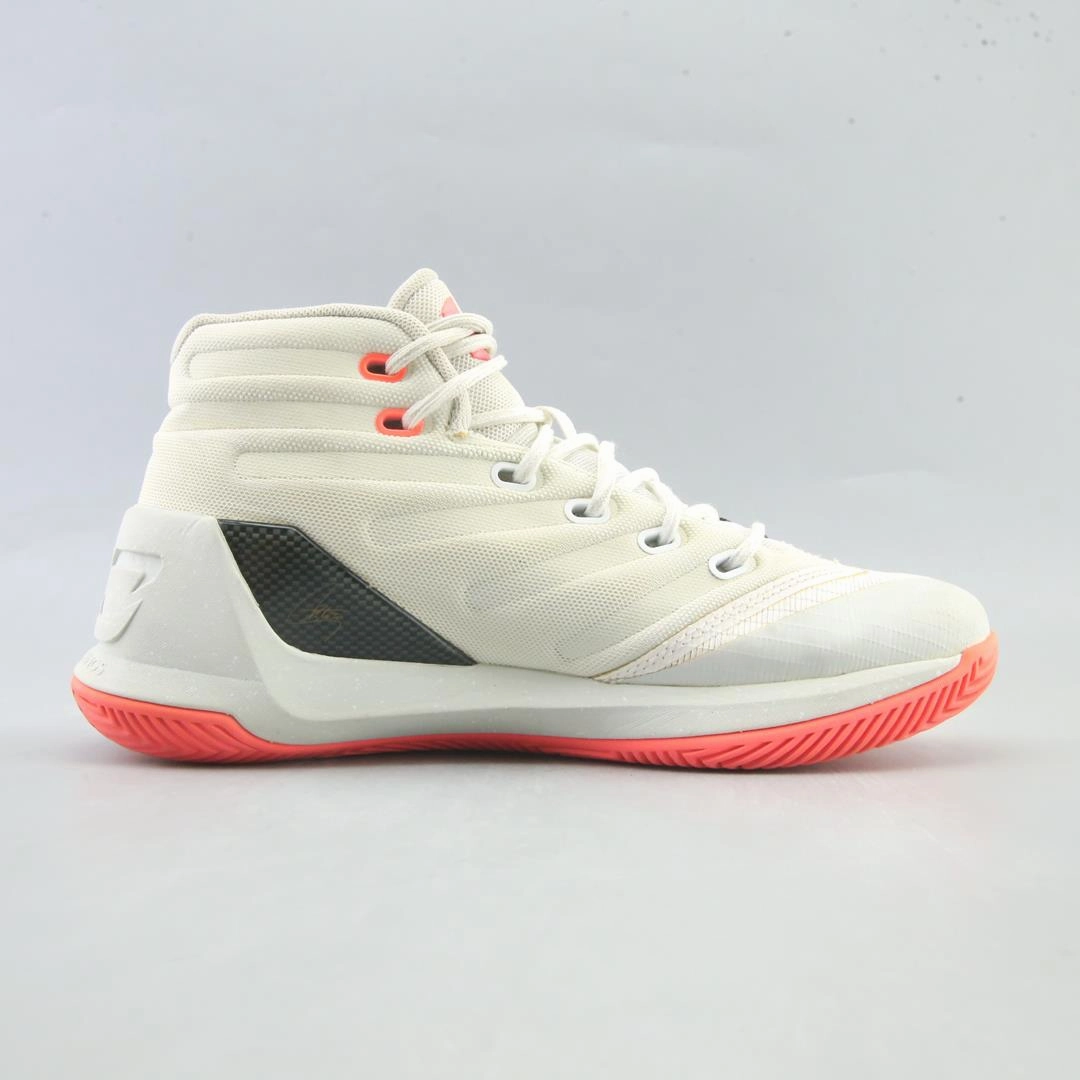 5.5 Basketball Shoes UNDER ARMOUR CURRY 3
