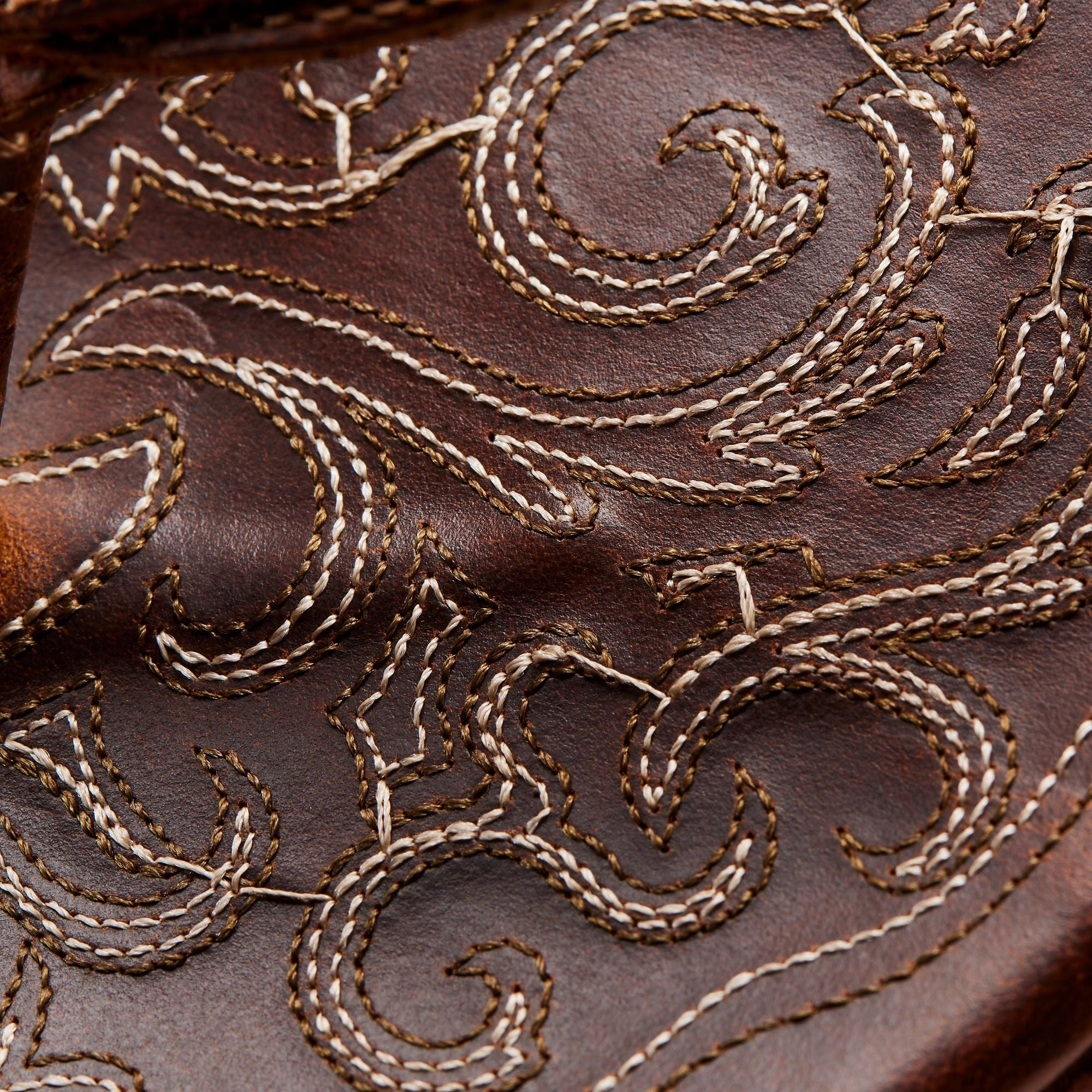 Mekila - Natural Flip Flops Designer