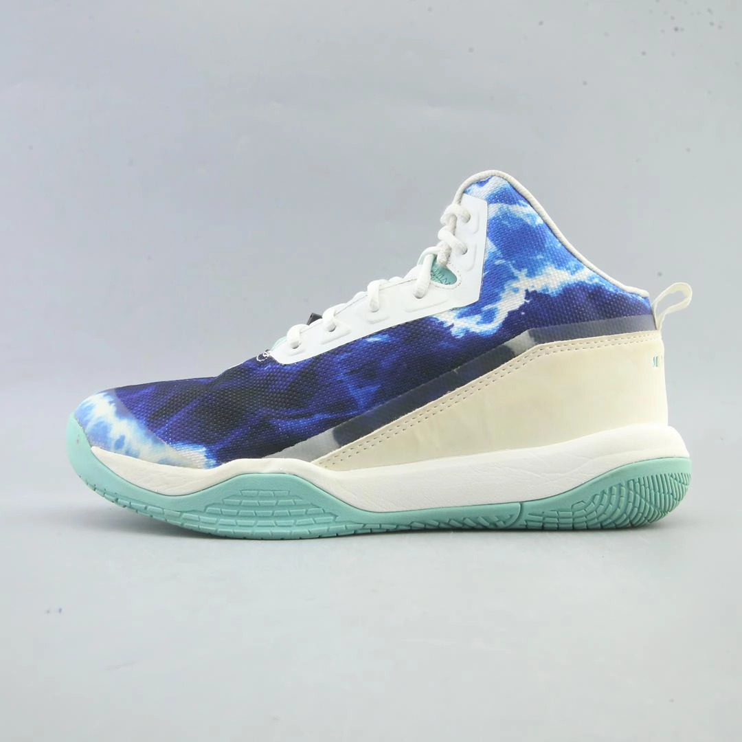 Best Basketball Shoes For Outdoor Play MOOLAH PHANTOM MID