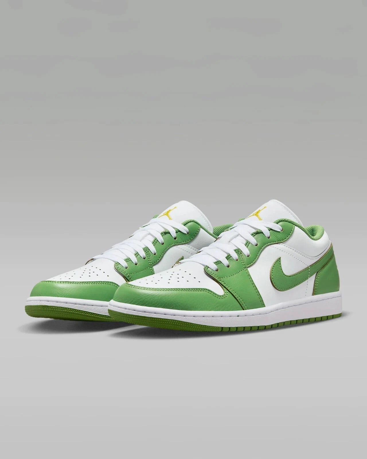 Nike Air Jordan 1 Low SE HF4823-100 Sneaker Men White Green Leather Shoes TF6886 (White,8.5) Nike Shoes Cross