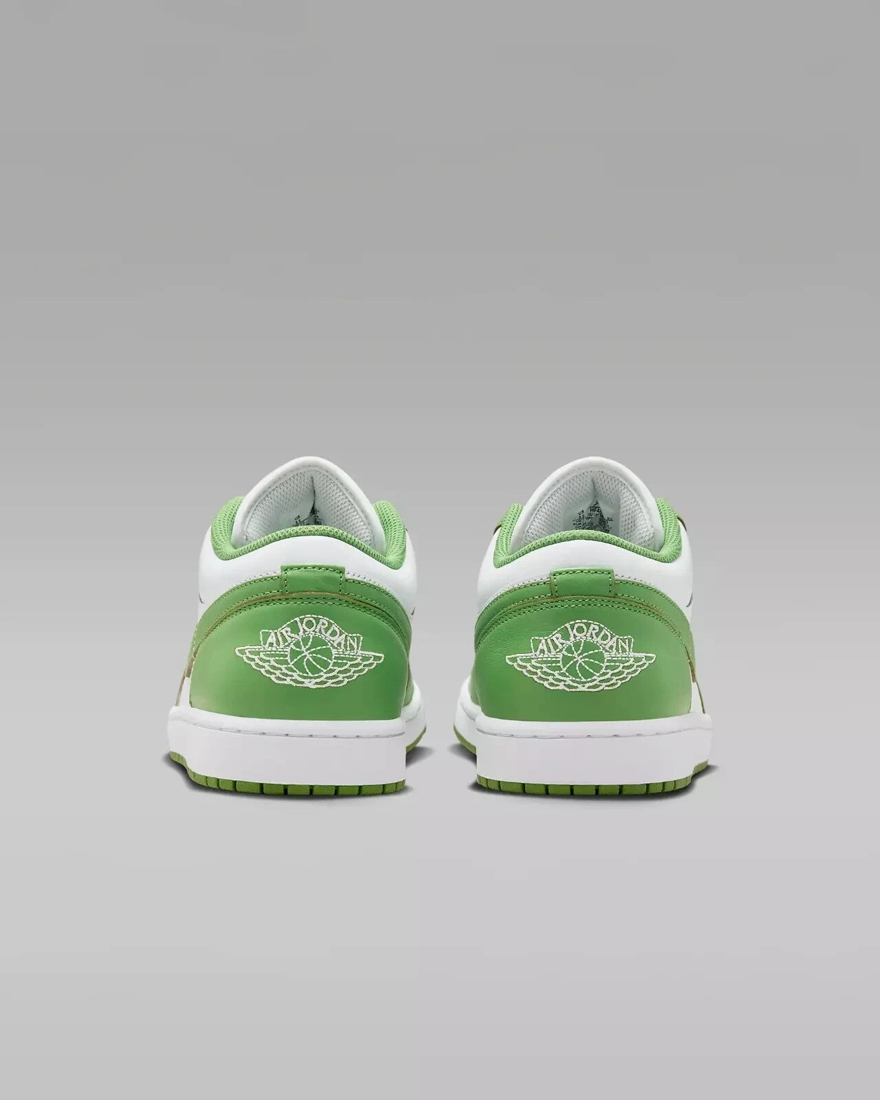 Nike Air Jordan 1 Low SE HF4823-100 Sneaker Men White Green Leather Shoes TF6886 (White,9.5) Nike Air Force Golf Shoes