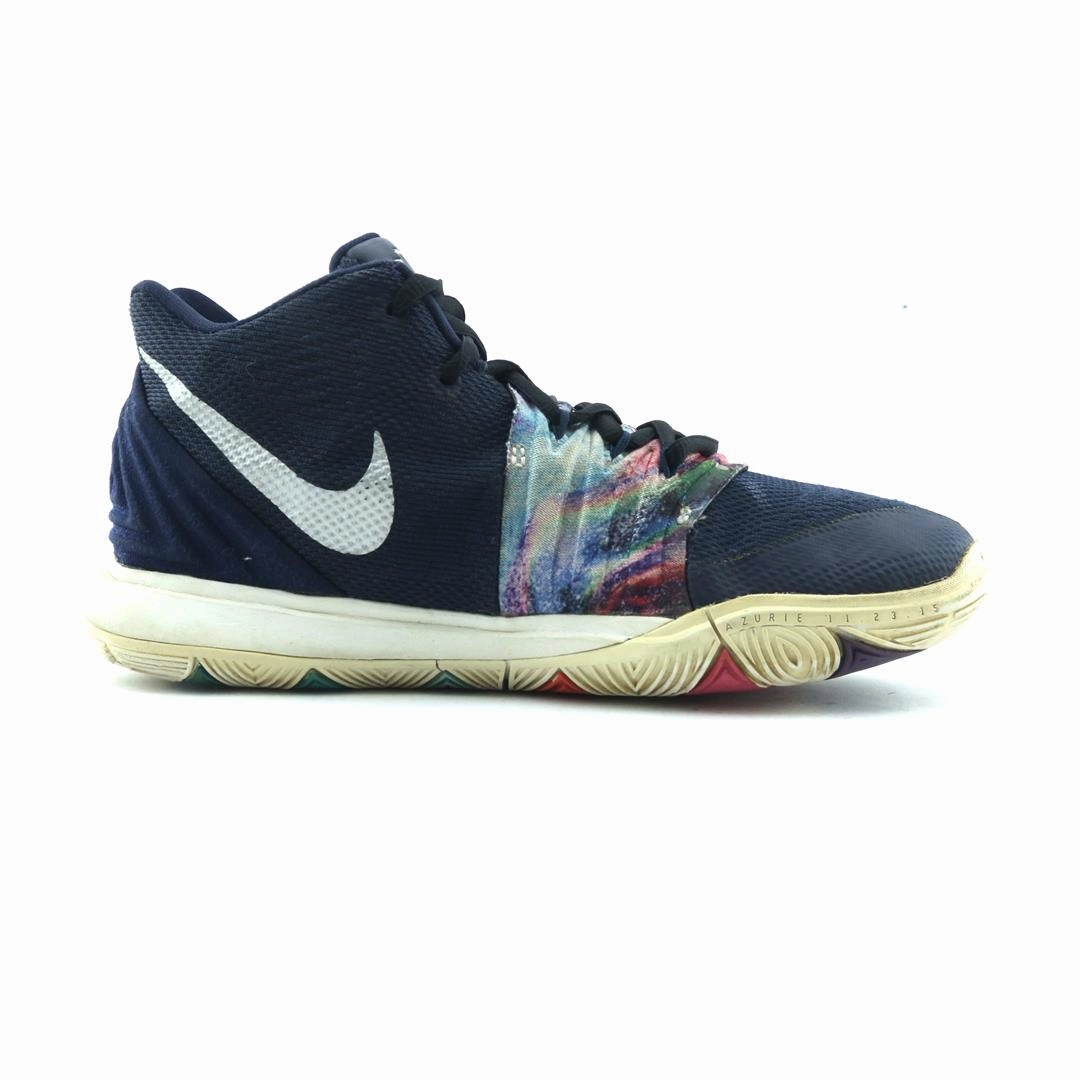 Jaw 1 Basketball Shoes NIKE  KYRIE 5