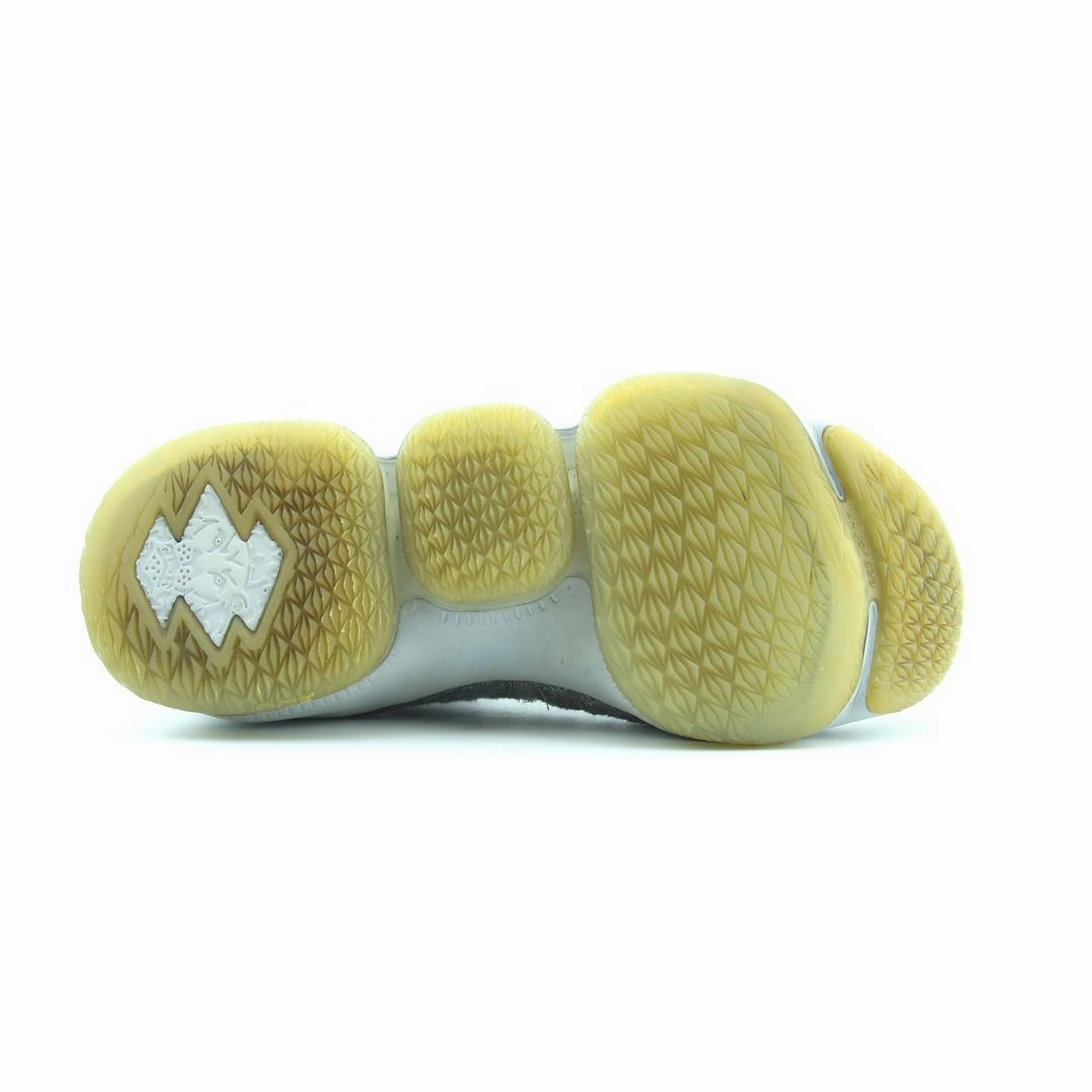 Curry 2 Low Flotro Basketball Shoes NIKE  LEBRON 15