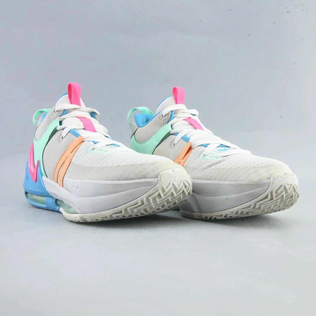 Kawhi Basketball Shoes NIKE LEBRON WITNESS 7