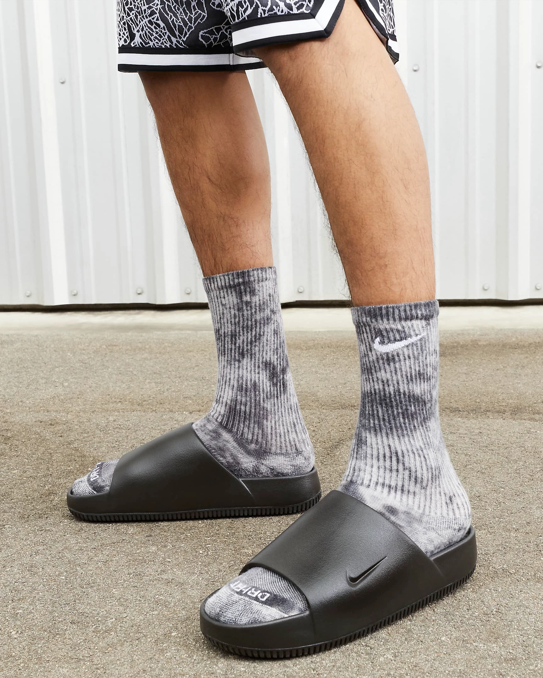 Feminine Slippers Nike Men's Calm Slides - Black