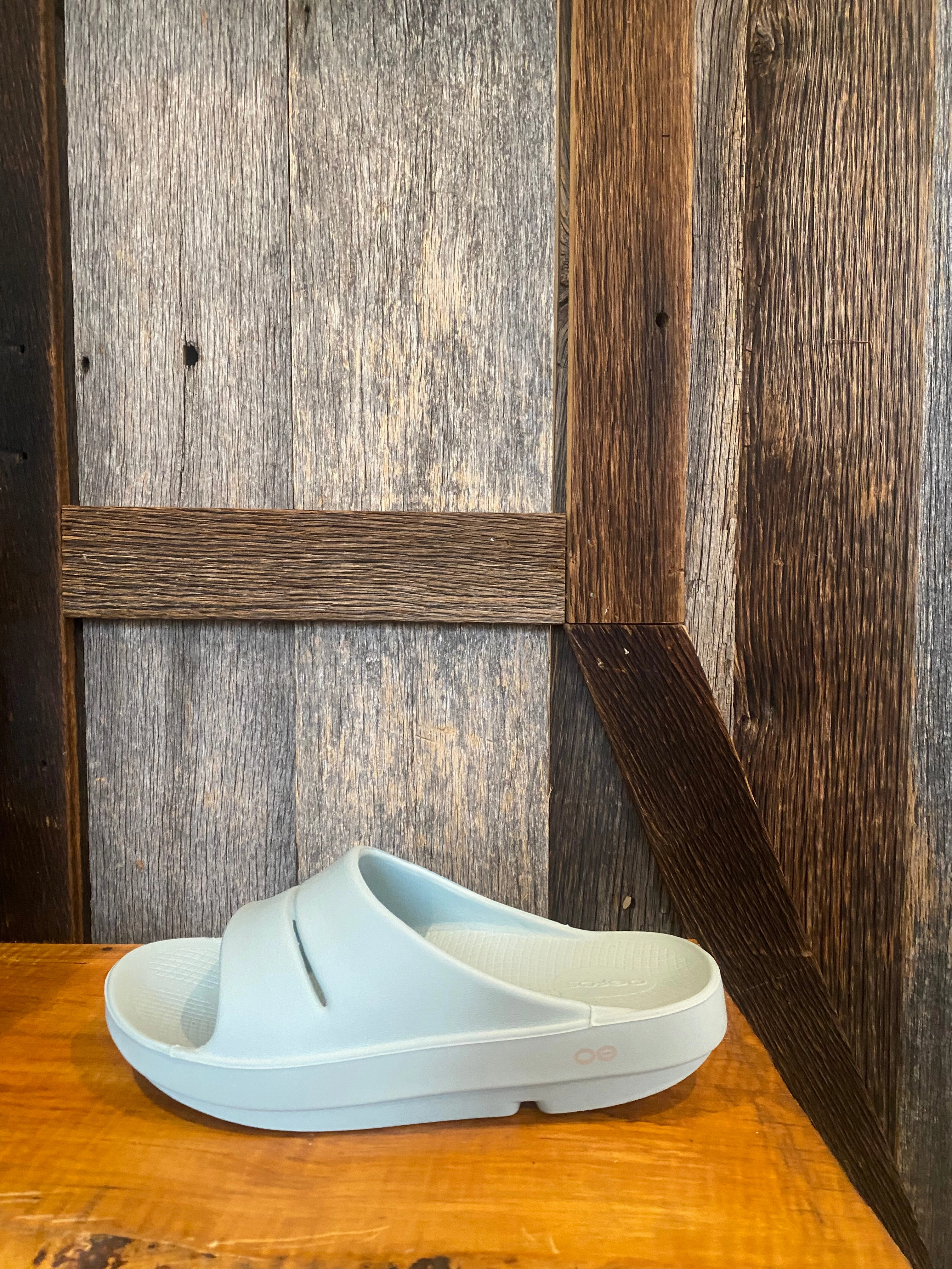 Oofos OOahh Slide  Unisex Slide Sandal