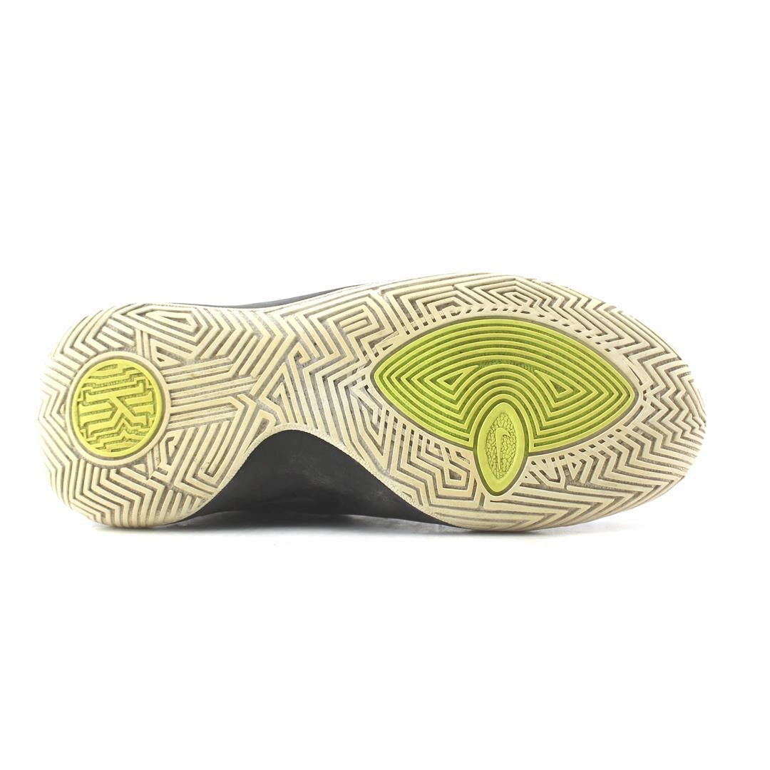 NIKE KYRIE FLYTRAP III Twenty47 Basketball Shoes