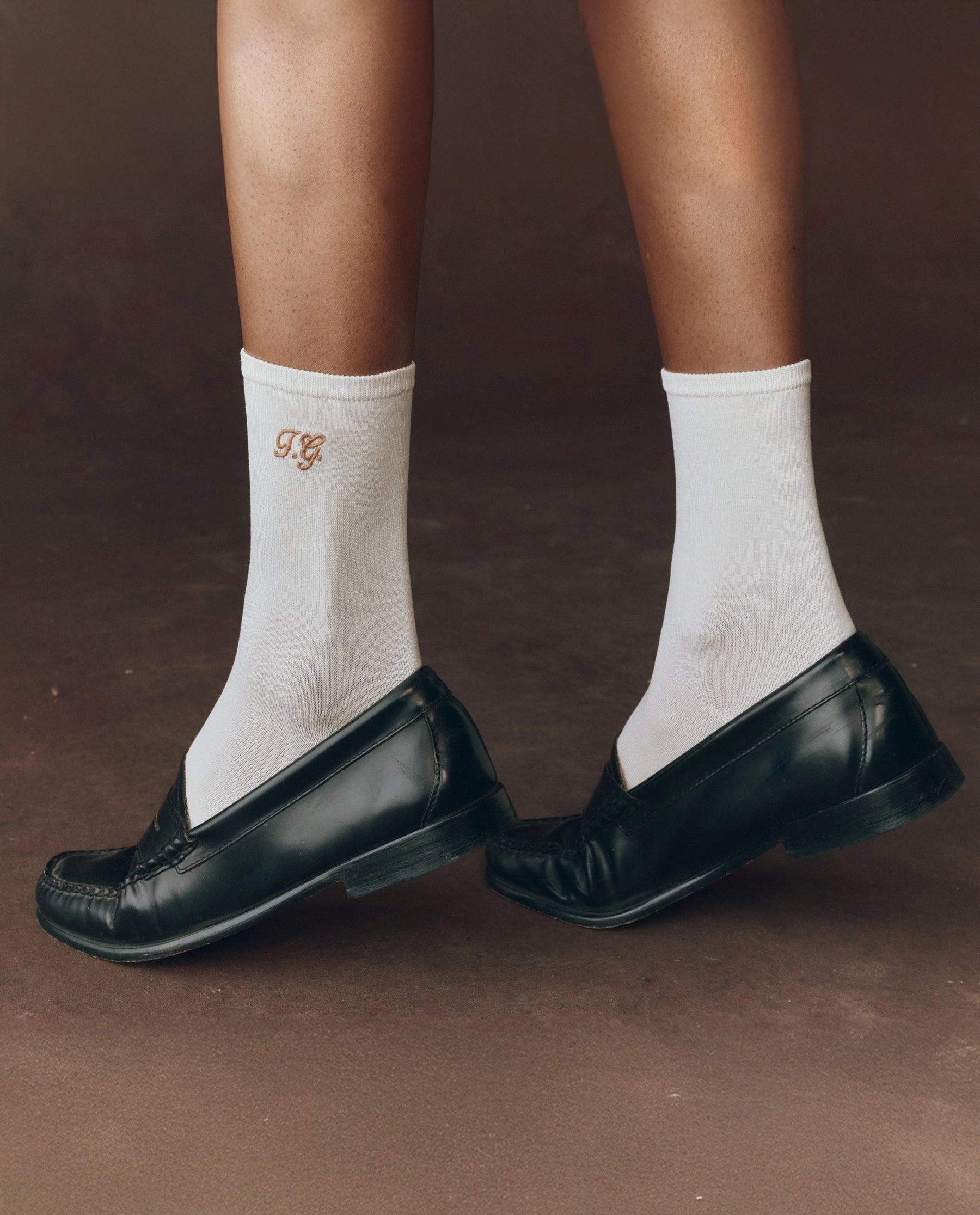 The Monogrammed Trouser Sock. -- Cream Extra Wide Oxfords