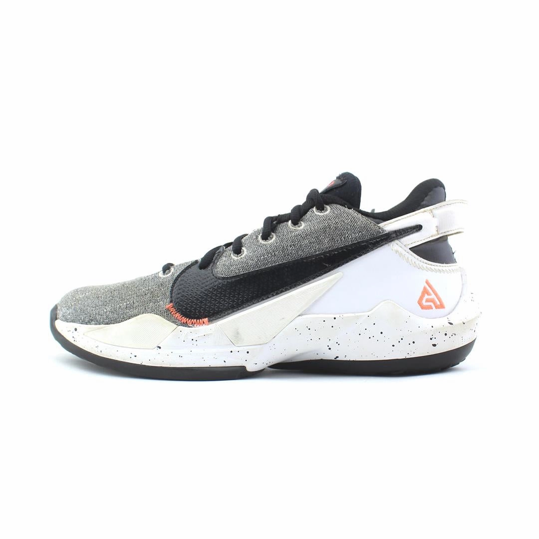 Hottest Basketball Shoes 2017 NIKE ZOOM FREAK 2