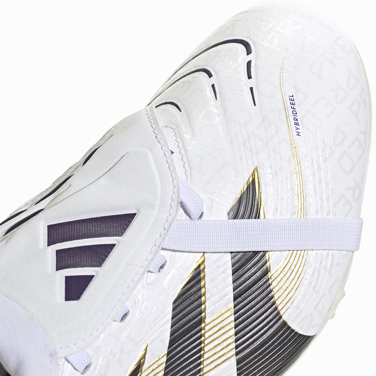 Predator League Fold over Tongue FG/MG WC 2025