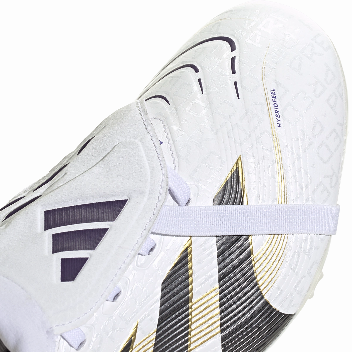 Predator League Fold over Tongue FG/MG WC 2025