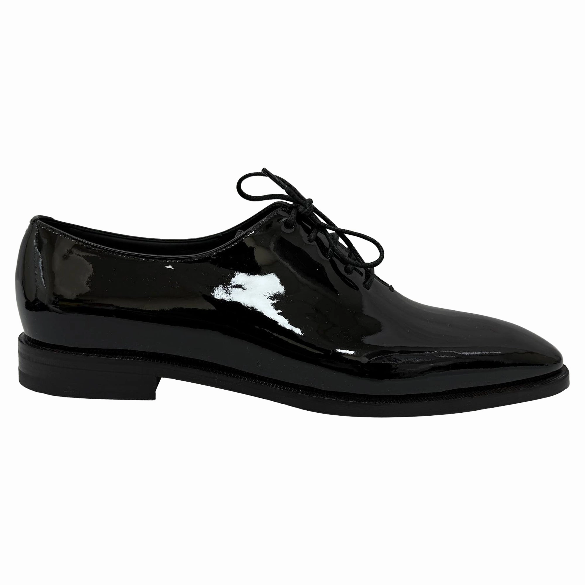 Sole Oxfords Manolo Blahnik Snowdon Whole-Cut Oxford Shoes in Black Patent Leather
