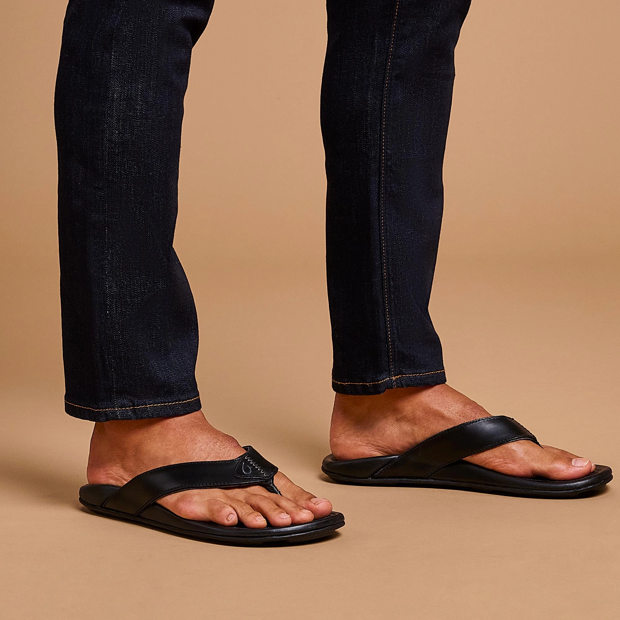 Mekila - Black Silver Flip Flops