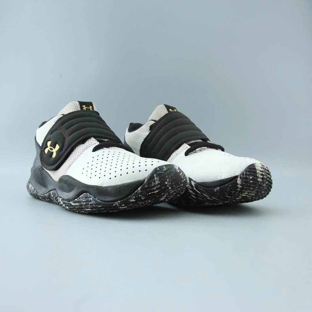 Max Air Basketball Shoes UNDER ARMOUR ZONE BB